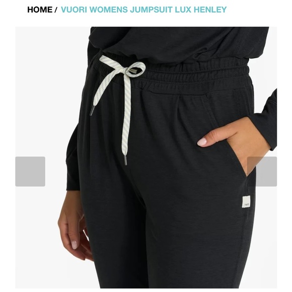 Vuori Womens Jumpsuit Lux Henley - with pockets! - Picture 4 of 8